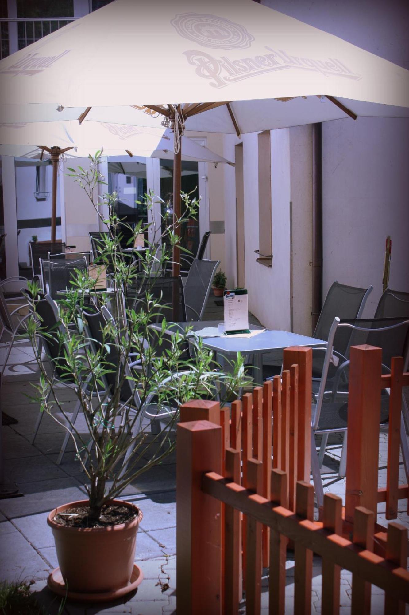Penzion a CaféRestaurant U lávky Chrudim Extérieur photo
